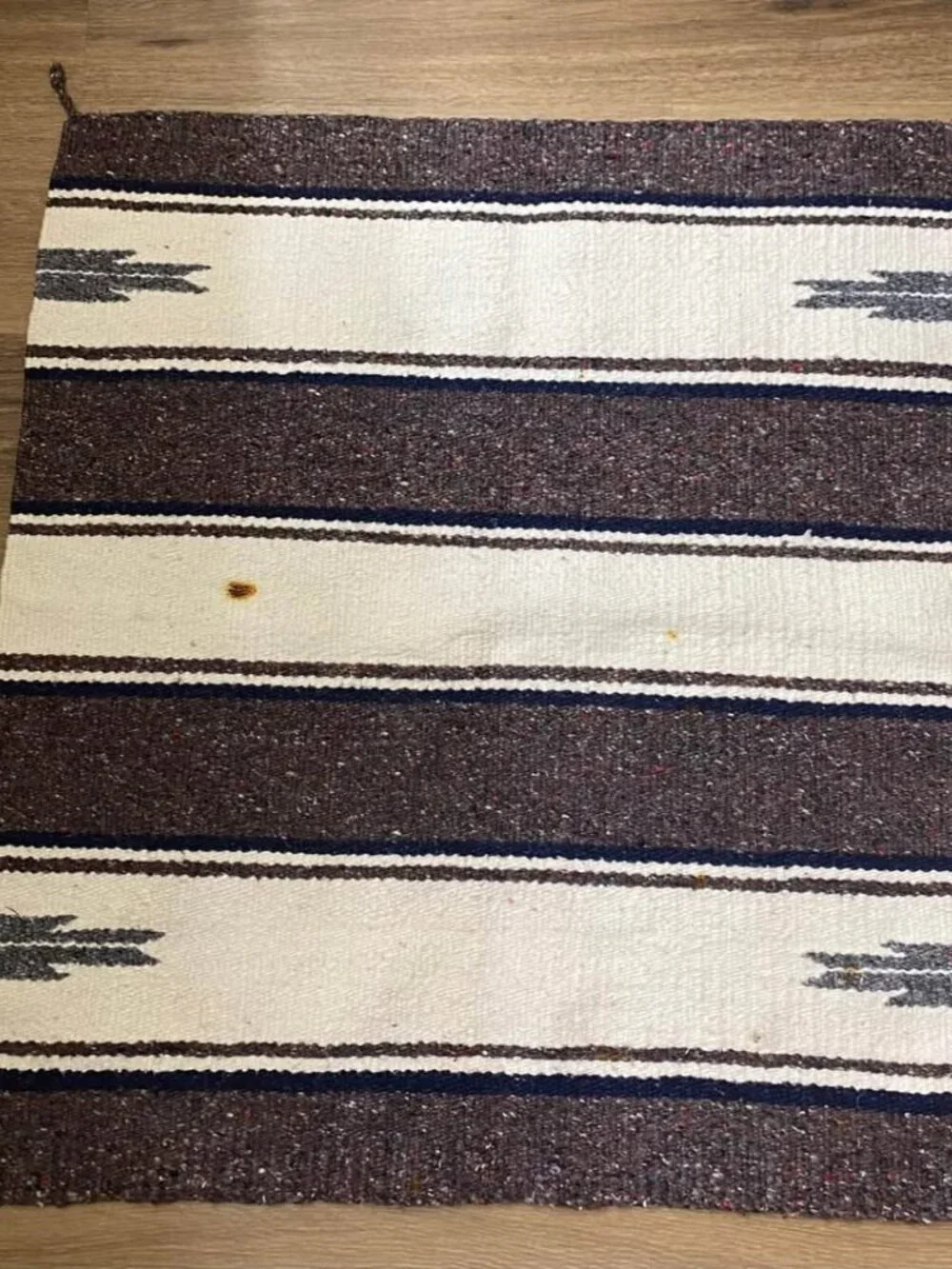 Navajo Style Woven Tapestry Rug | 27” x 29” | Multicolor Gray & White Southwest